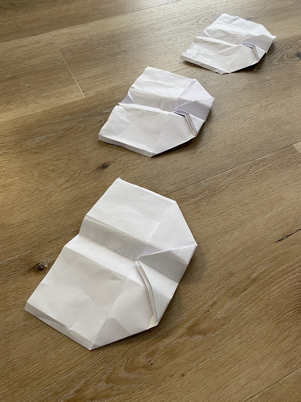 paper planes, paper, origami, paper airplanes, folded paper, planes, toy, closeup